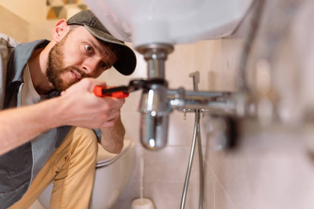 Best Clogged Drain Plumber  in Gardner, MA